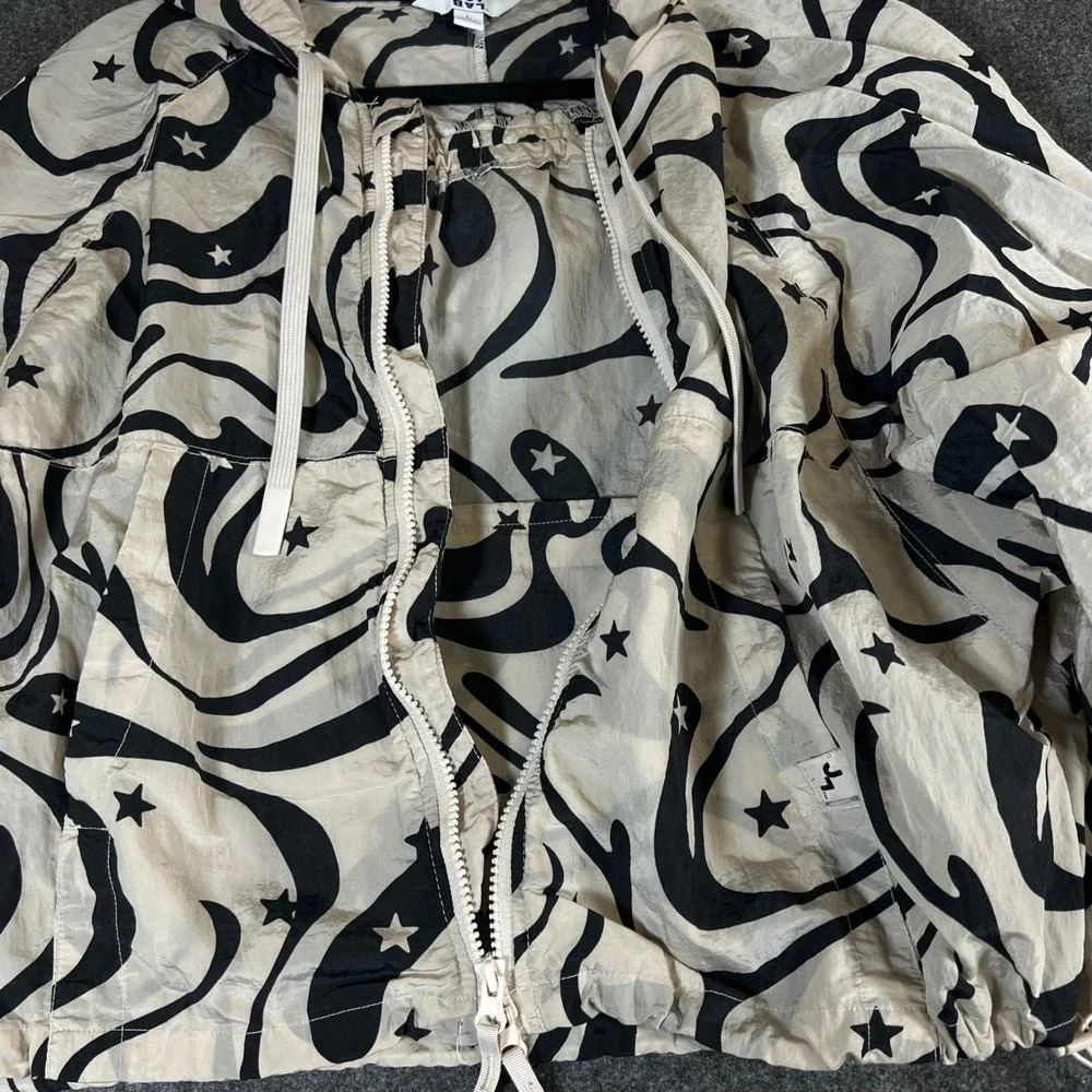 JoyLab Womens Swirl Star Print Ruched Sleeve Hooded Windbreaker Jacket Cream L_10